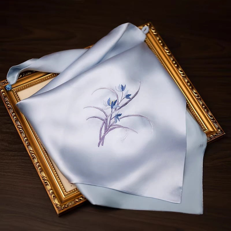 Silk embroidered scarf - 我的商店