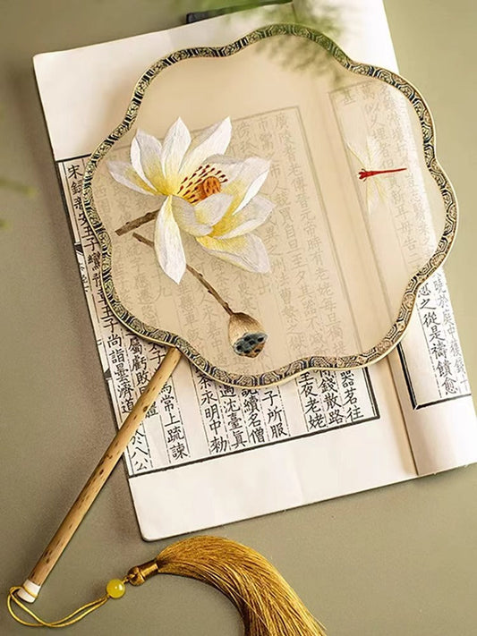 Suzhou Silk Round Fan: The Elegance of Silk in Intangible Cultural Heritage Techniques - 我的商店