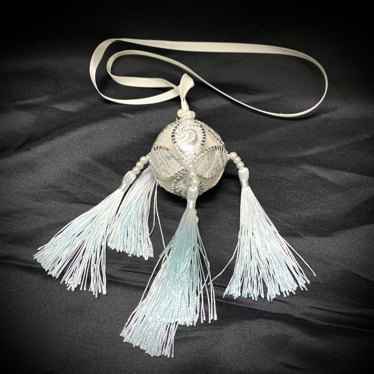 Guangxi handcrafted Zhuang brocade pendant and hydrangea handicraft - 我的商店