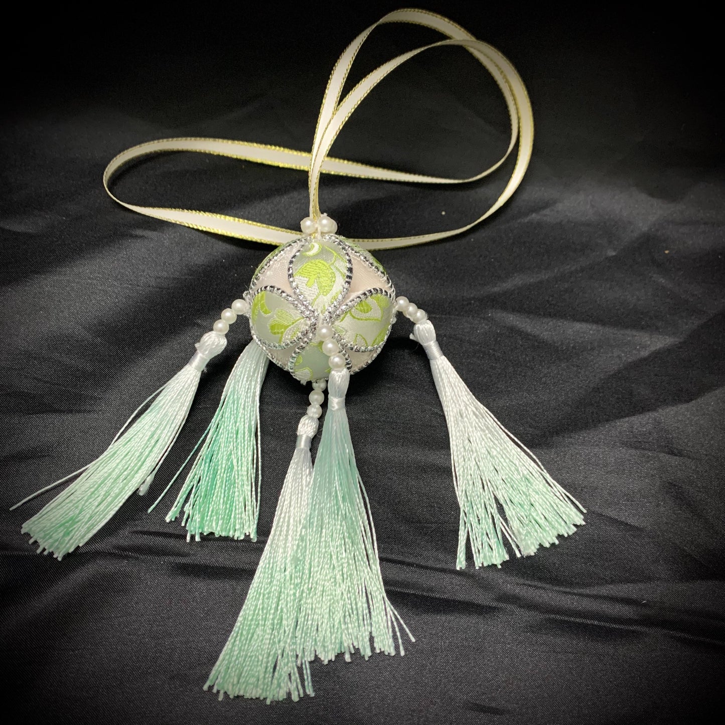 Guangxi handcrafted Zhuang brocade pendant and hydrangea handicraft - 我的商店