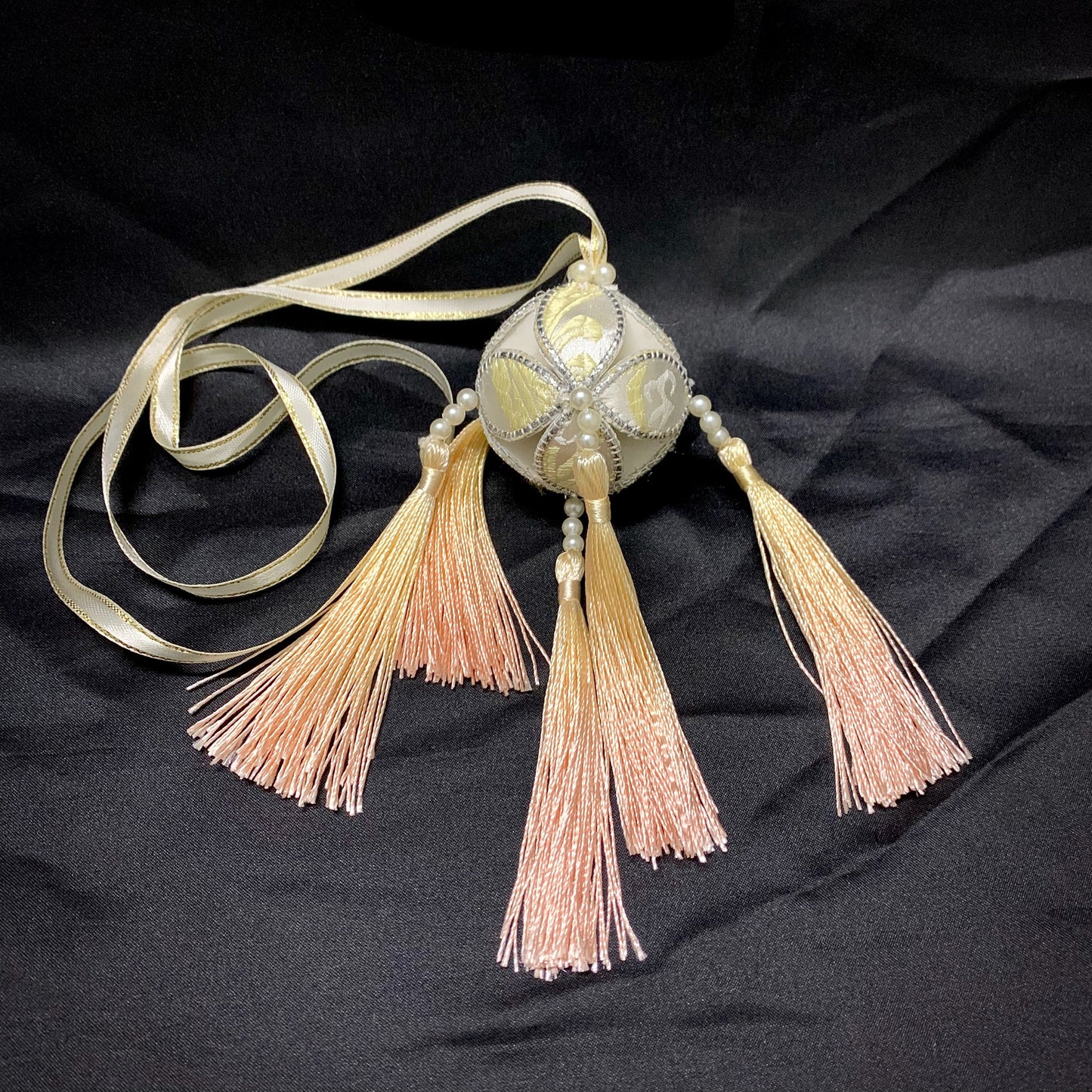 Guangxi handcrafted Zhuang brocade pendant and hydrangea handicraft - 我的商店